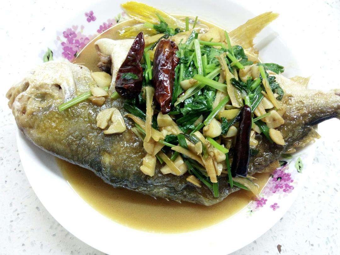 红烧金鲳鱼