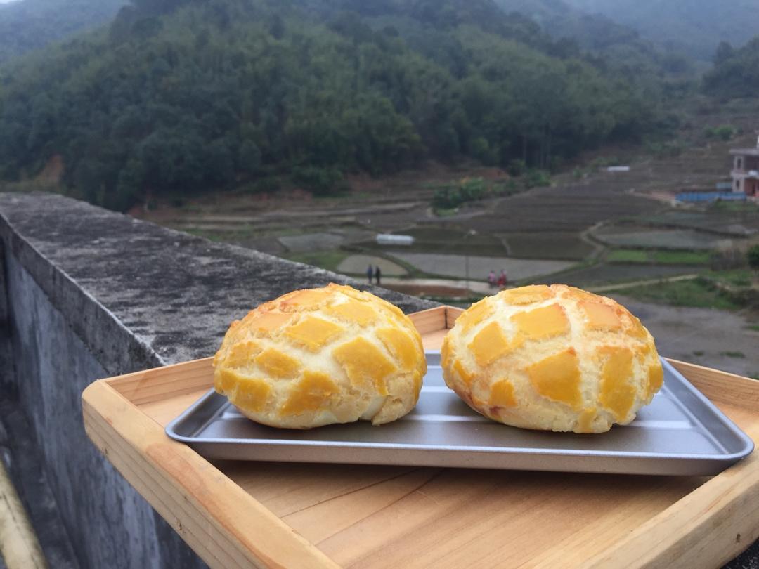 菠萝包