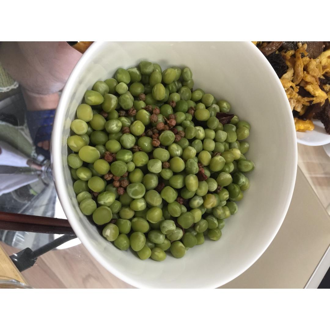 水少力口做的水煮豌豆