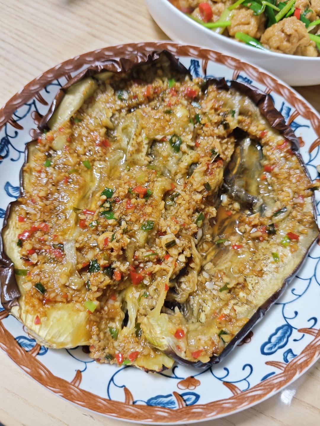 CC招牌菜销魂烤茄子，百吃不厌！