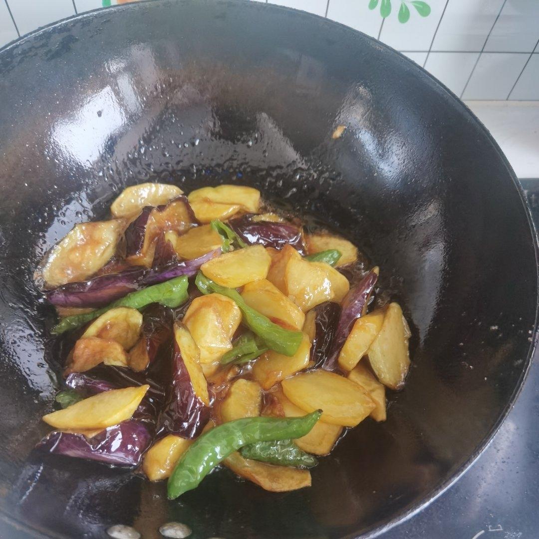 超级下饭的地三鲜