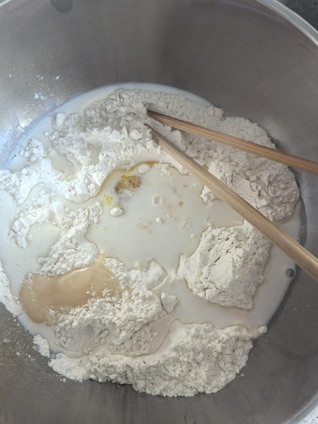 纯奶手撕吐司的做法 步骤1