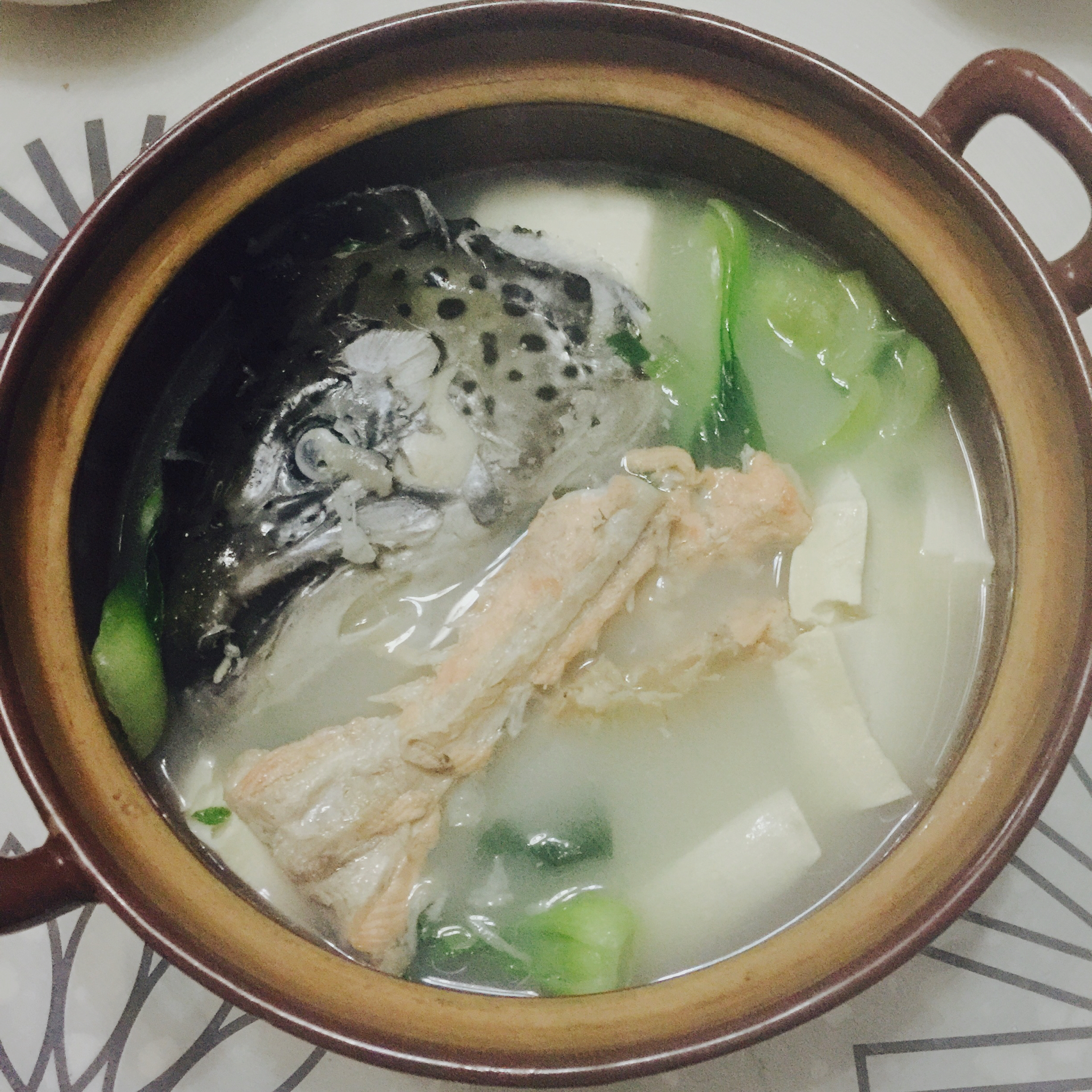 三文鱼头豆腐汤