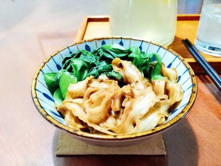 「拌面」一口气吃一盆，停不下来