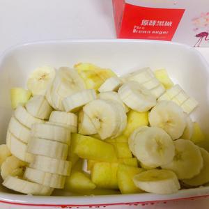 简单易做的香蕉苹果派的做法 步骤1
