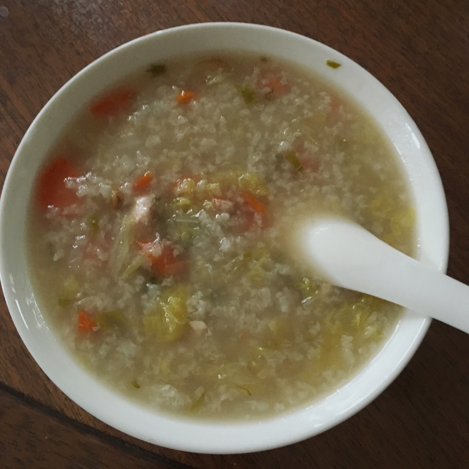 青菜胡萝卜鸡肉粥