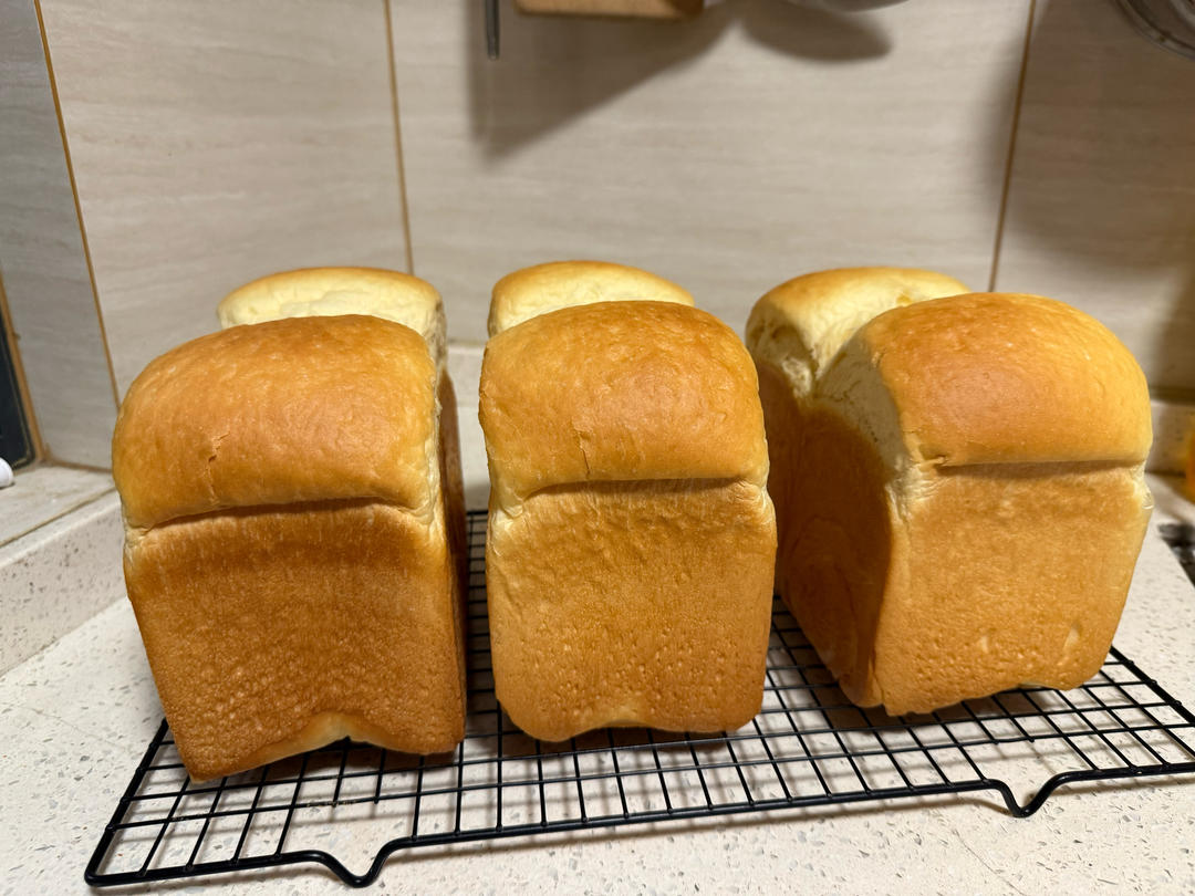 微咸味奶油吐司