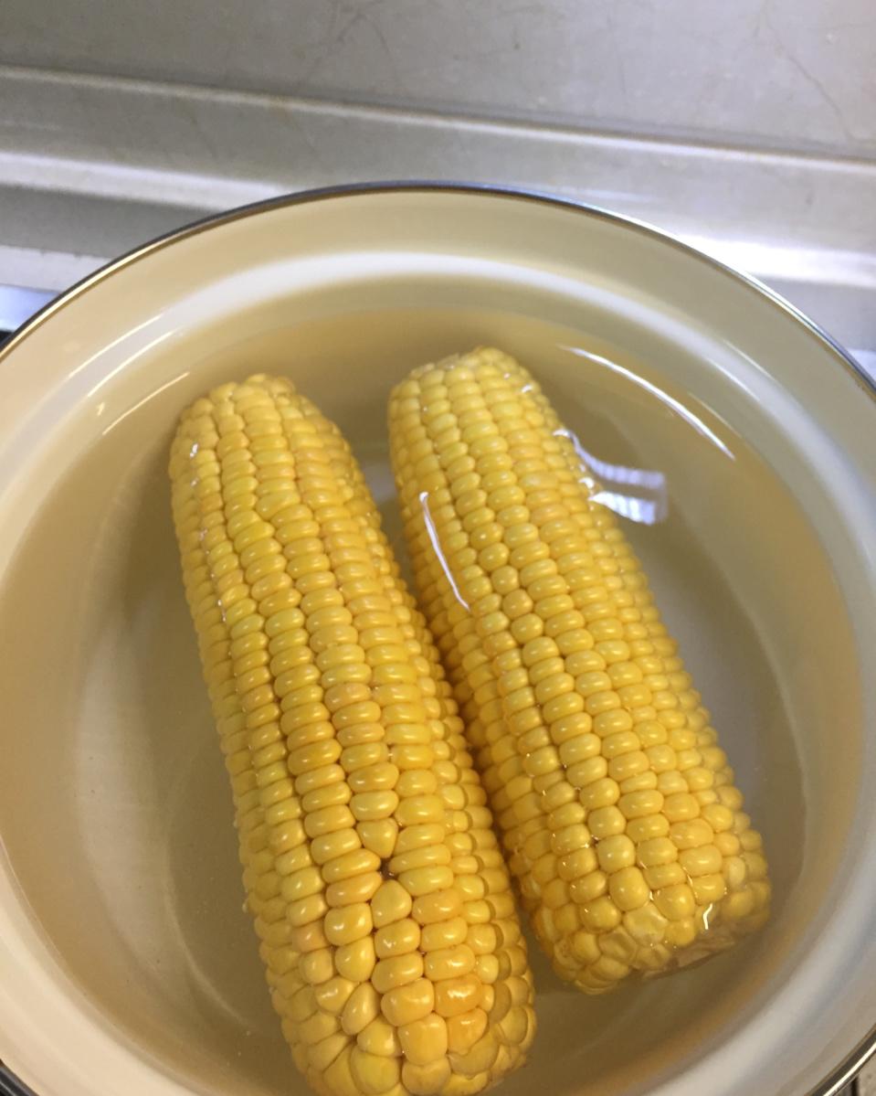 煮玉米