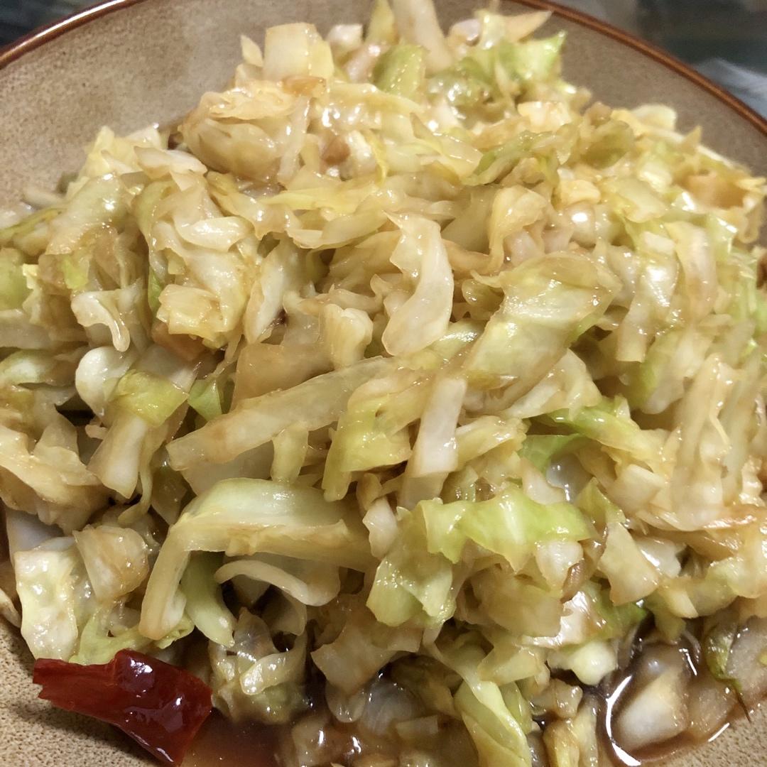 一分钟即可出锅的炝包菜丝、超级爽口下饭