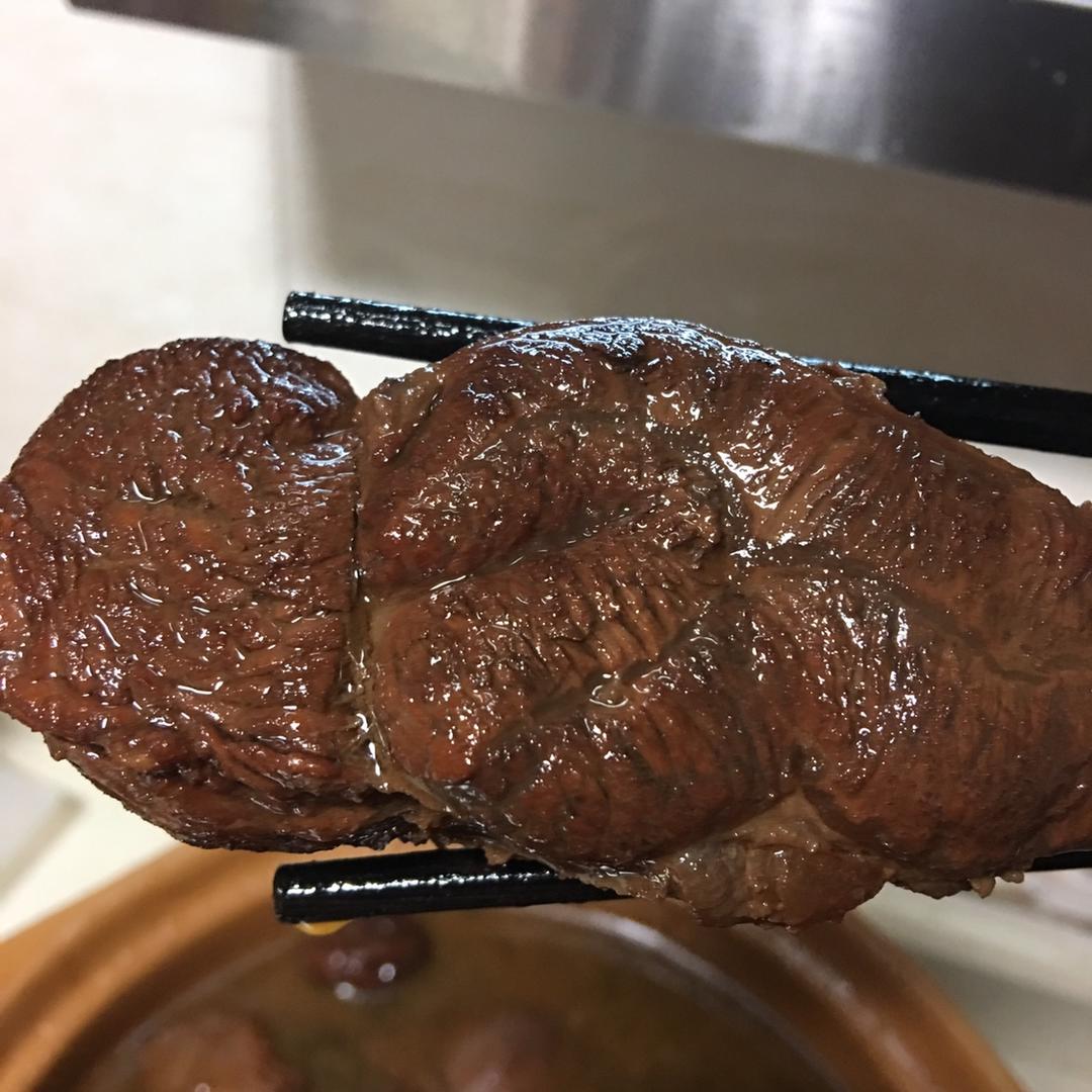 卤牛肉