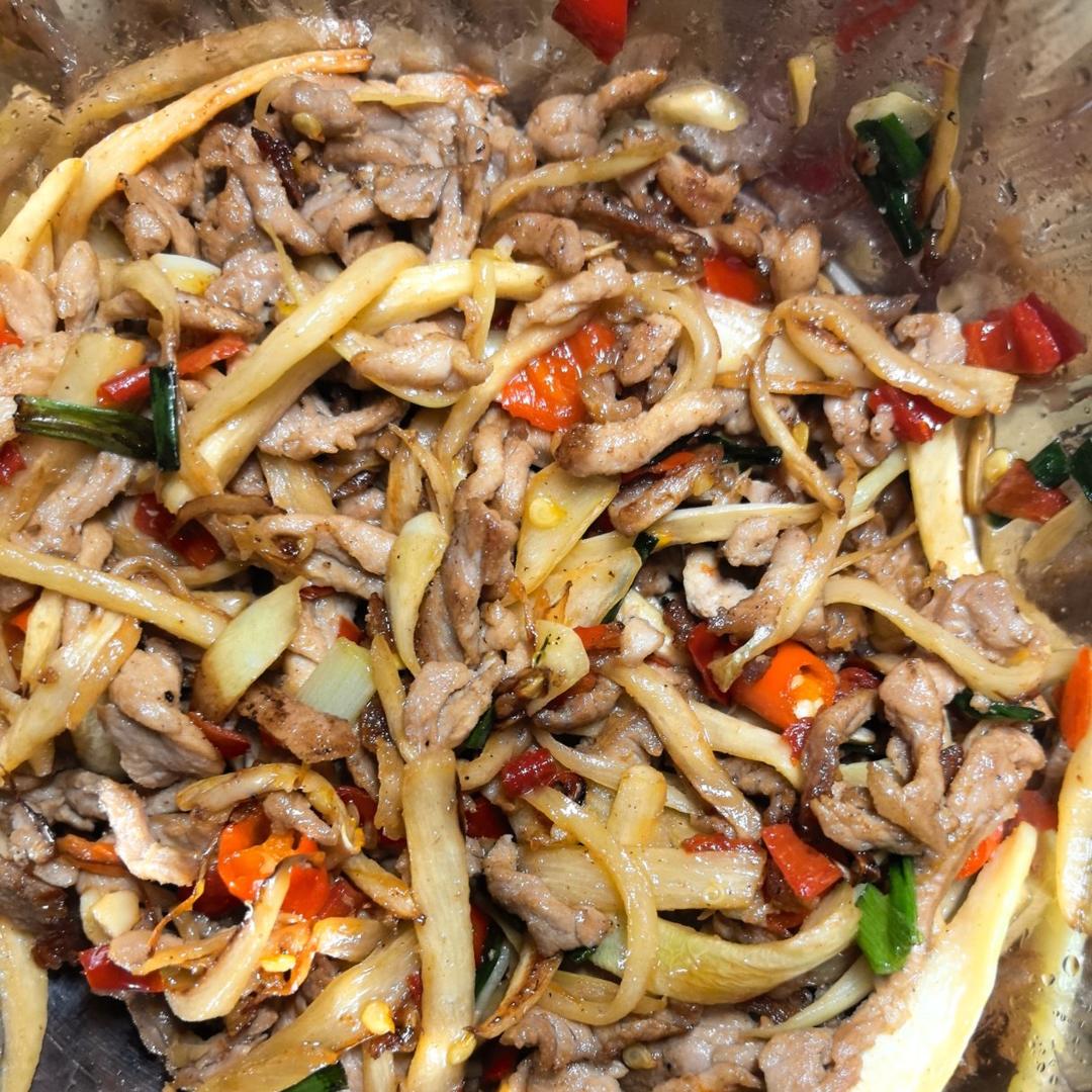 茭白这样做百吃不厌，茭白炒肉