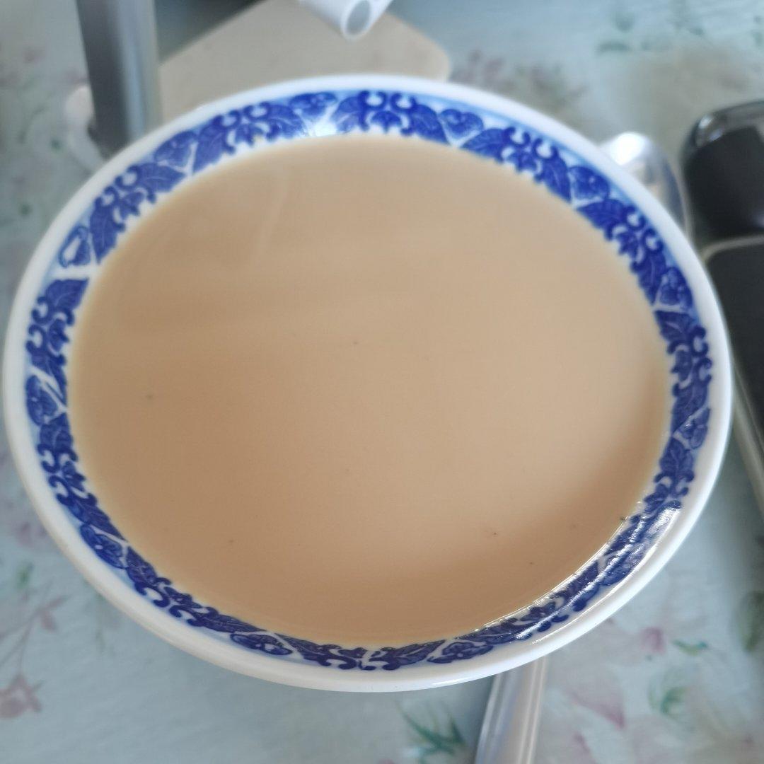 自制原味奶茶