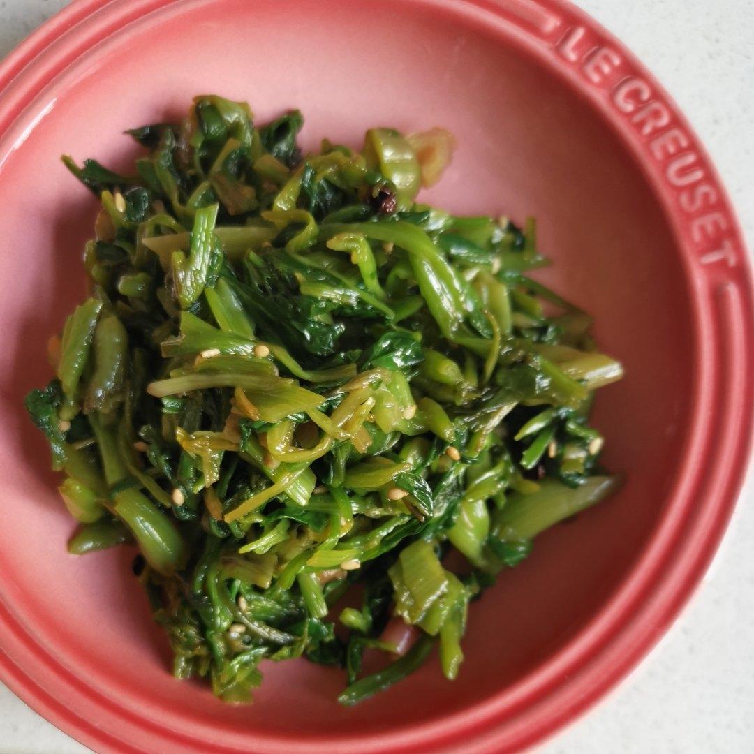 凉拌菠菜(家传秘方)