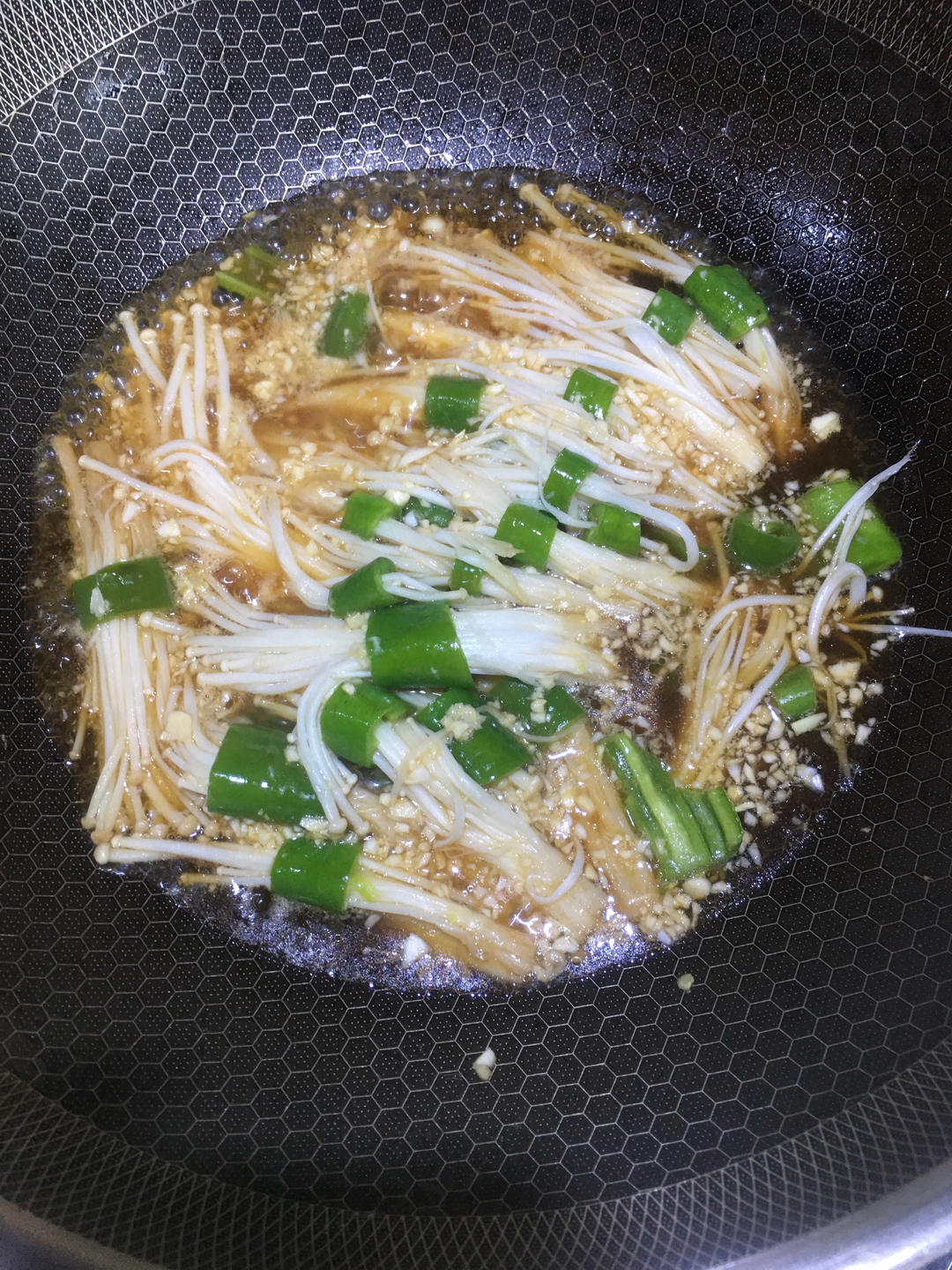 青椒卷金针菇，无敌下饭