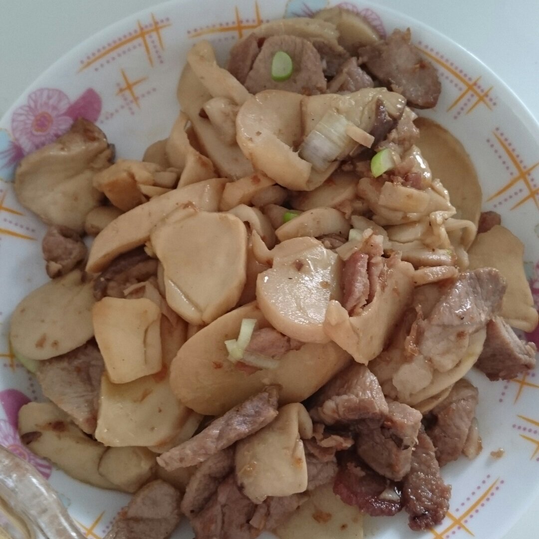 杏鲍菇炒肉片