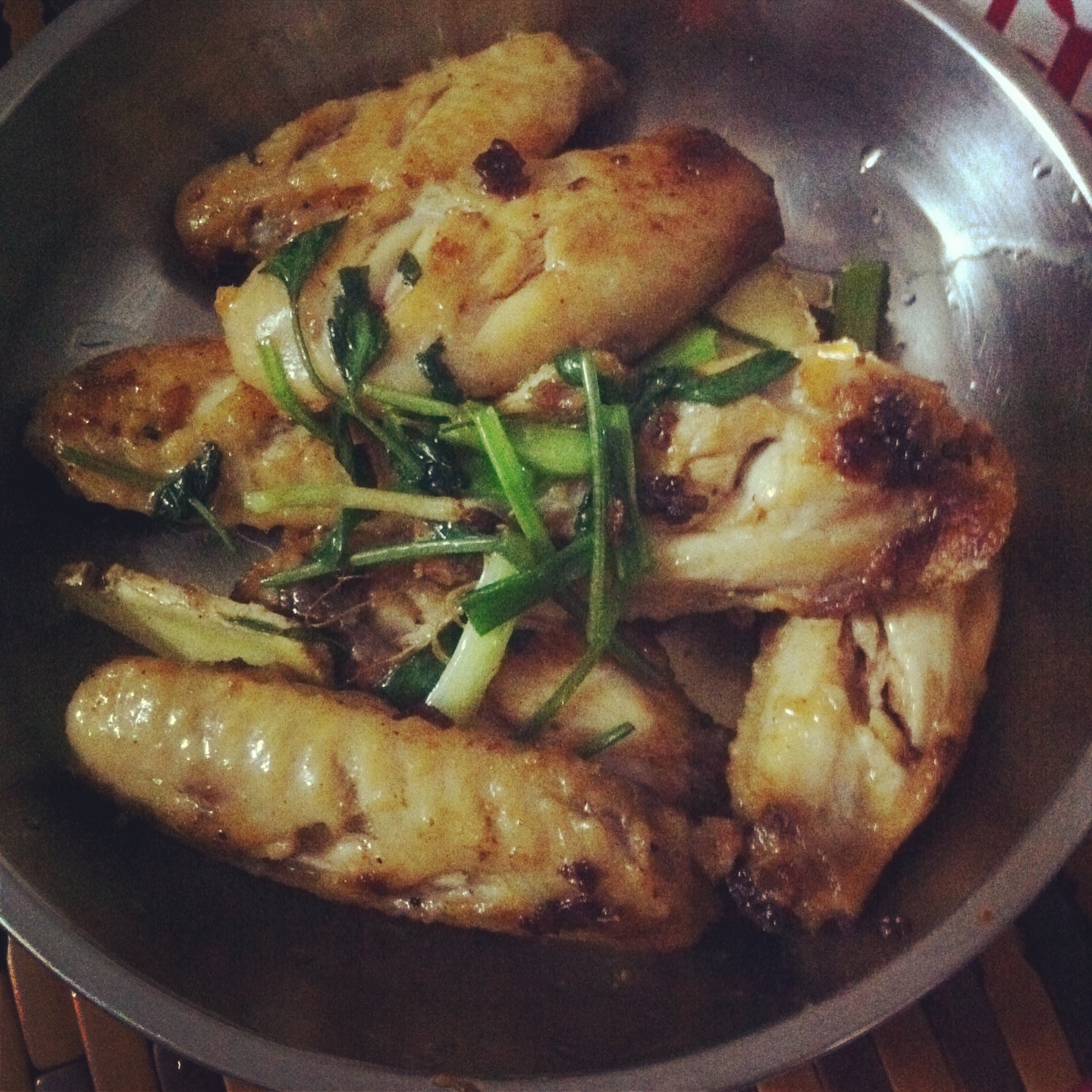 香煎鸡翅