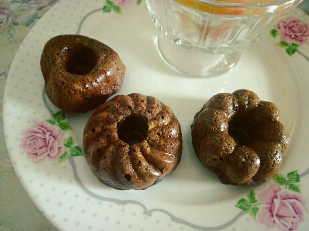 全麦黑巧香蕉马芬（附无麸质版）丨健康·烘焙