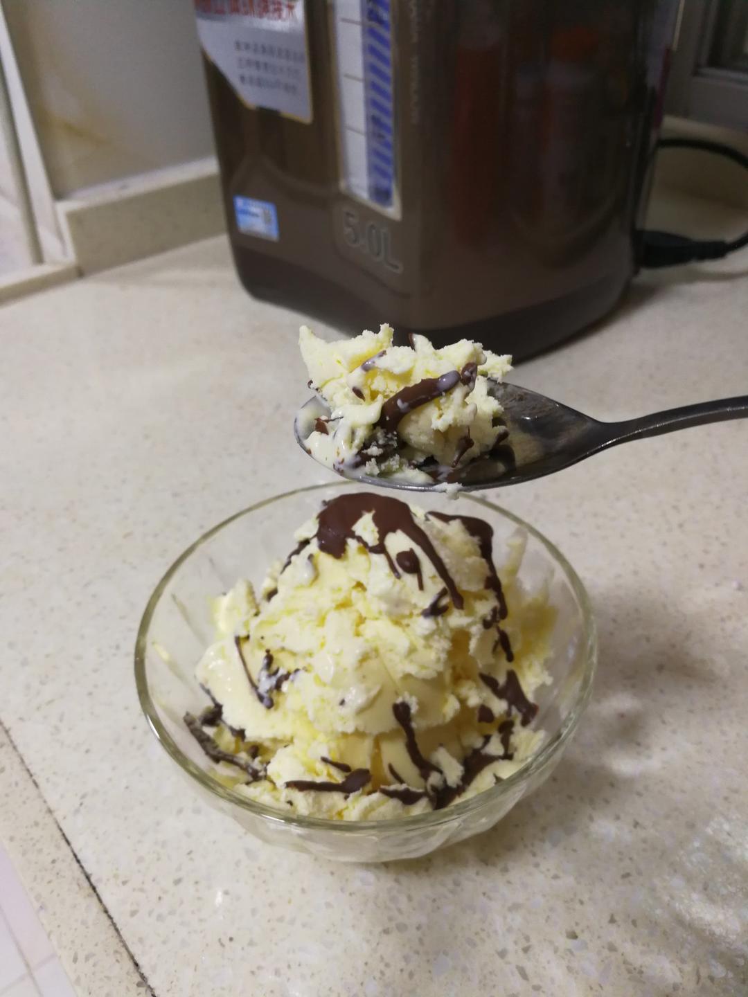 自制百香果冰淇淋（柏翠冰淇淋机版）