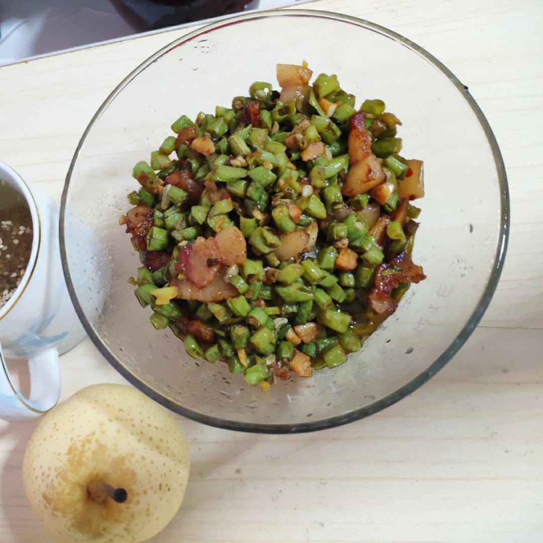 肉沫豆角下饭菜