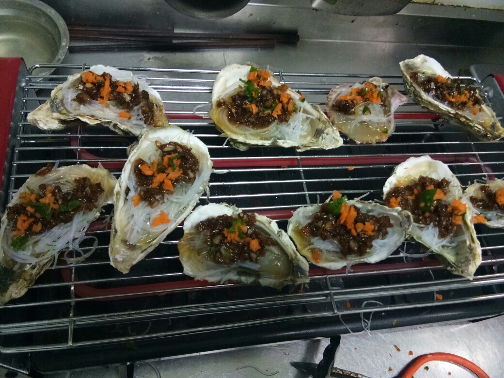 蒜蓉海蛎子（电烤架版）的做法 步骤4