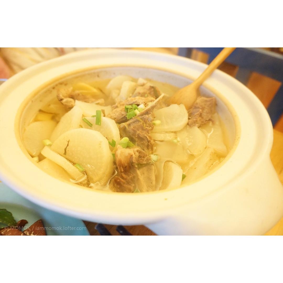 萝卜排骨汤