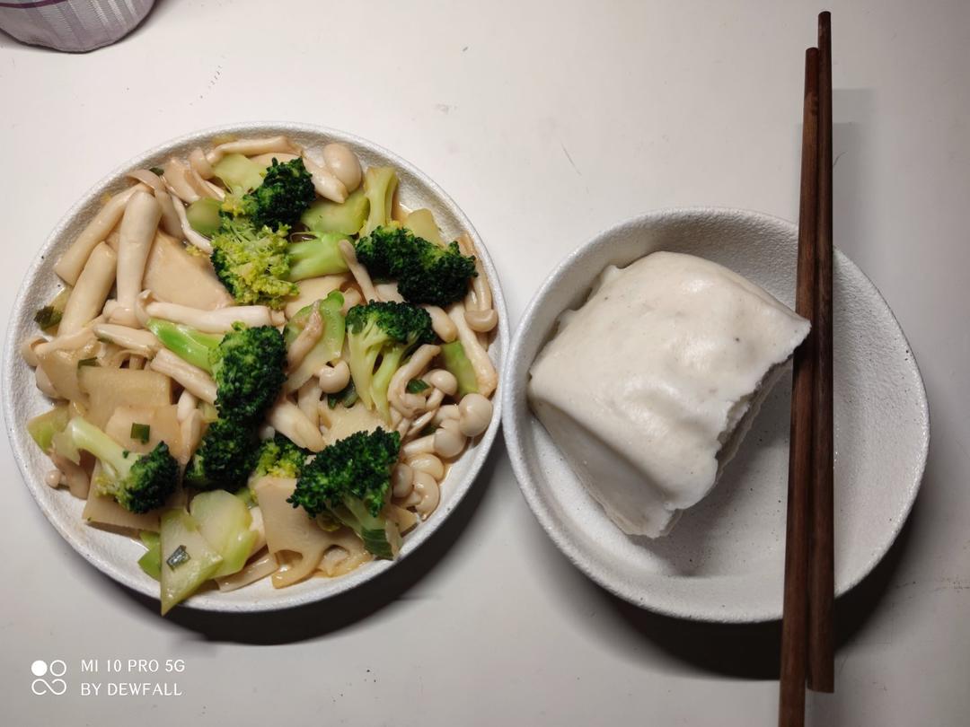 低脂低卡‼️鲜嫩好吃不长胖的西兰花炒菌菇