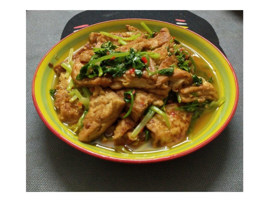 外酥里嫩的煎豆腐