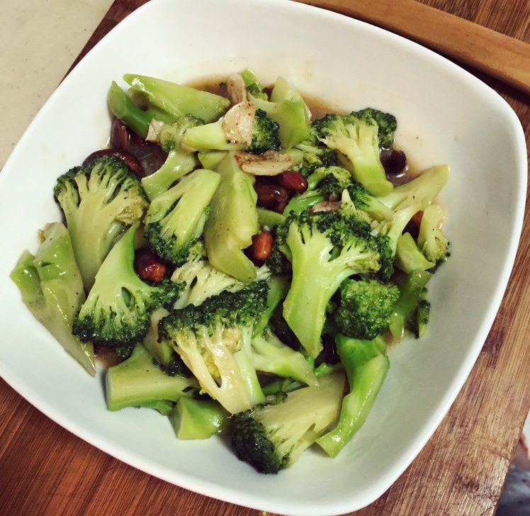 腰果虾仁炒西兰花