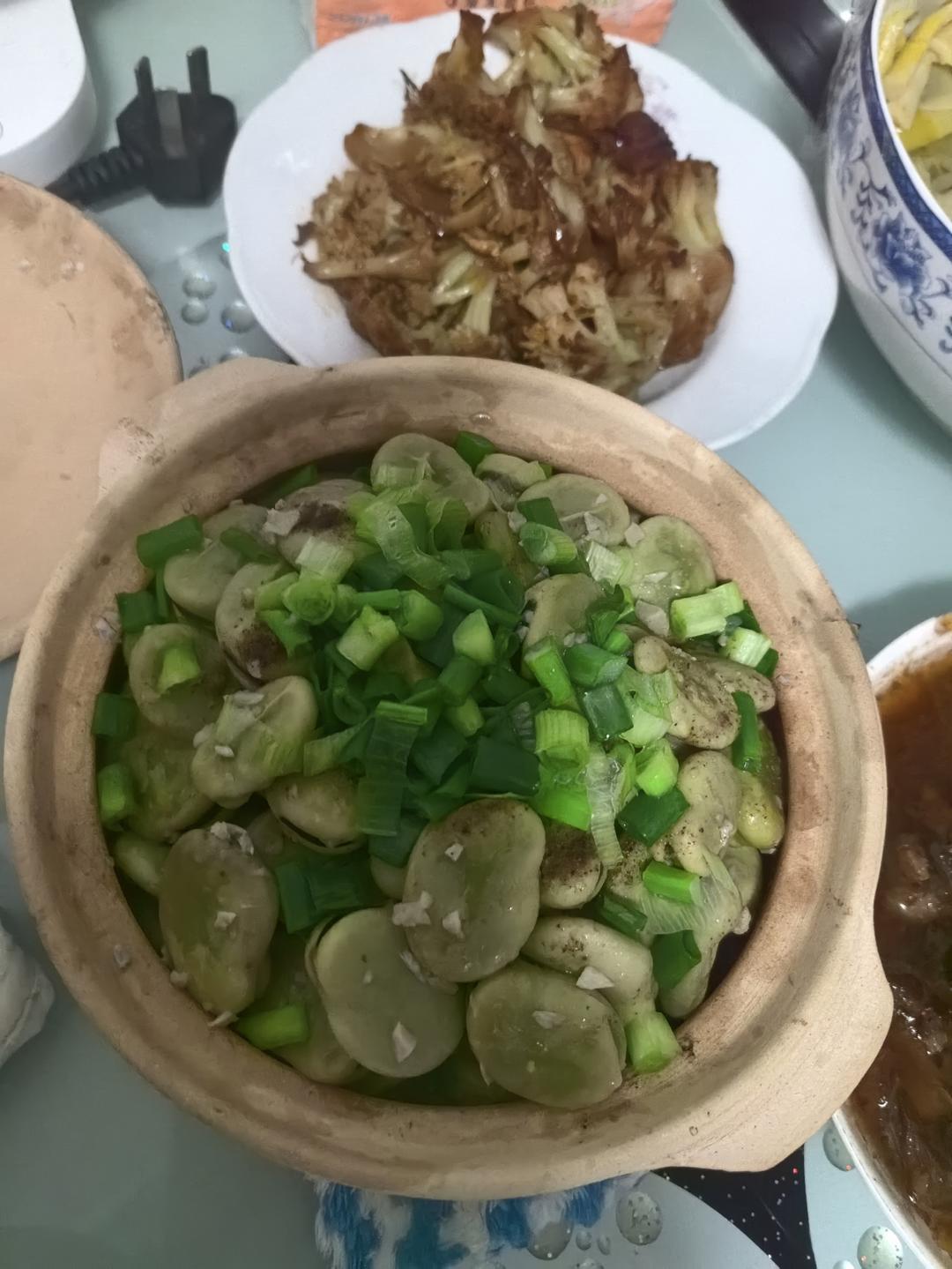 蚕豆煲