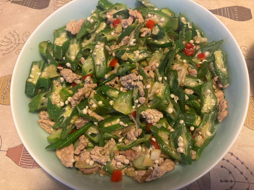 秋葵炒肉丝