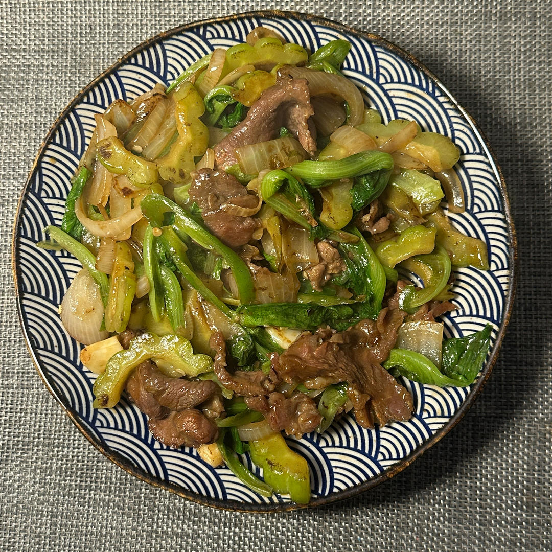 耗油苦瓜炒牛肉