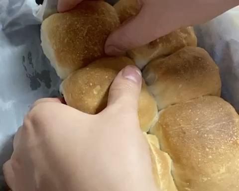 小排包（无奶无蛋过敏娃专属面包）豆沙小排包，超简单的做法