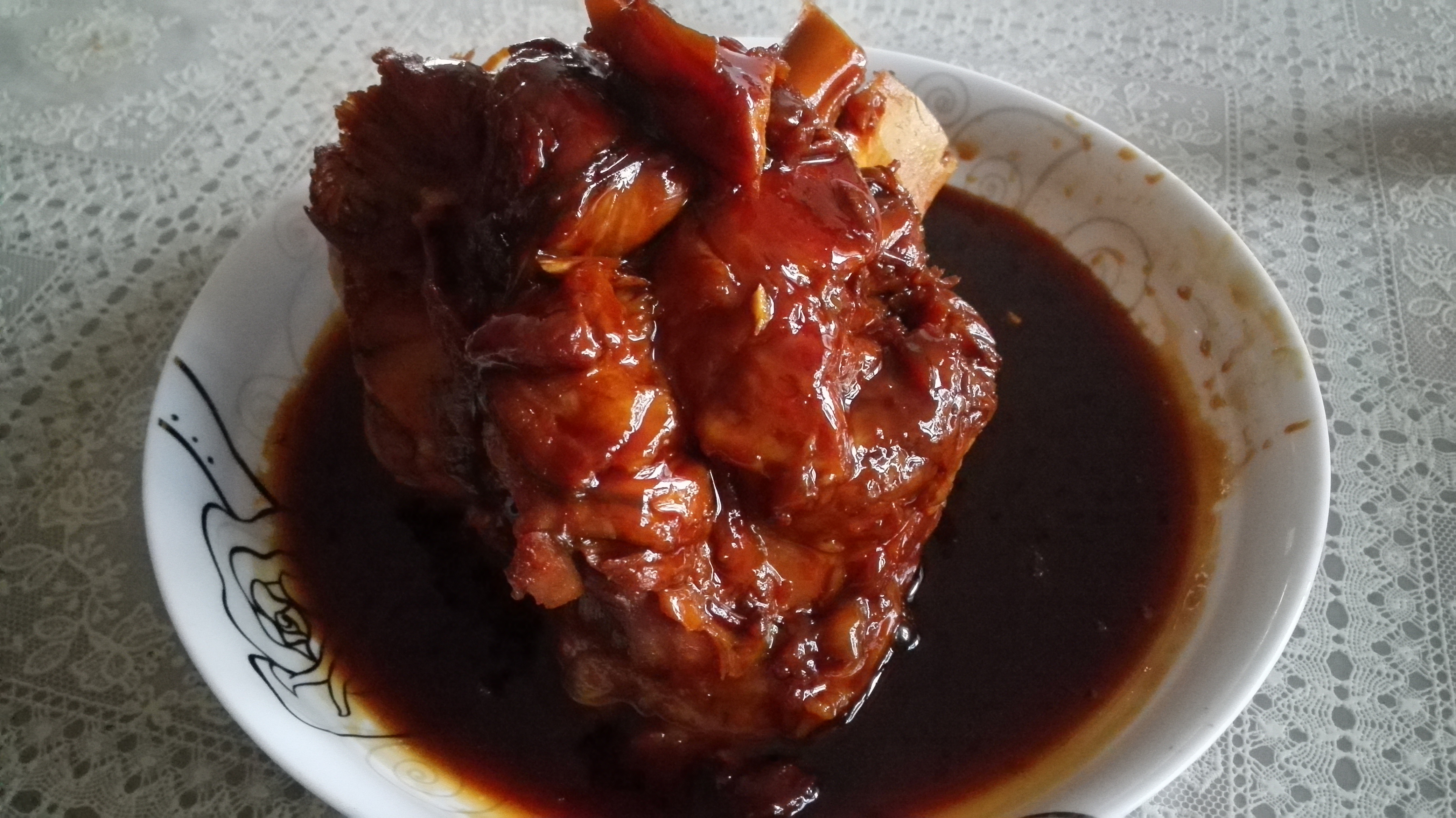 冰糖蹄髈