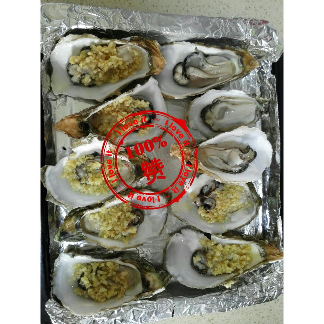 烤生蚝 生蚝好吃关键是蒜茸做得好