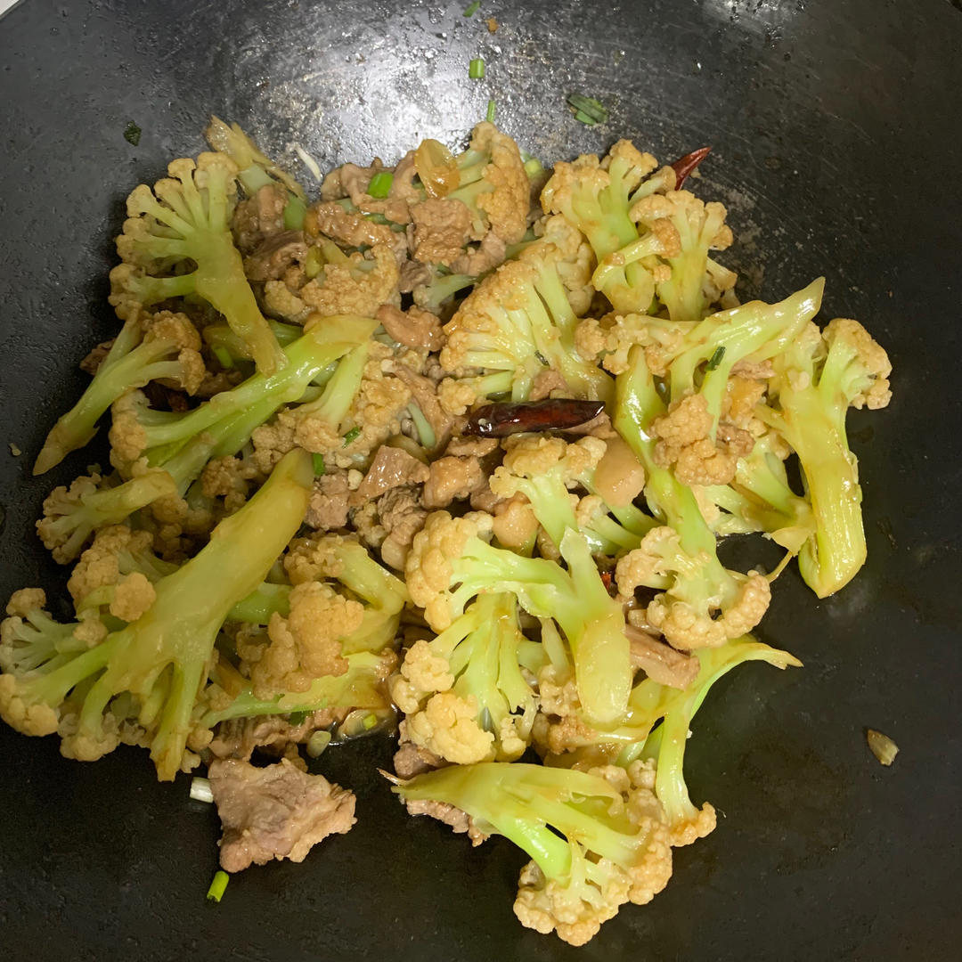 老丁的私房菜-干锅花菜