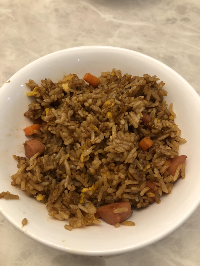 邻居抢着来我家吃土豆香肠炒饭，原来这么香！