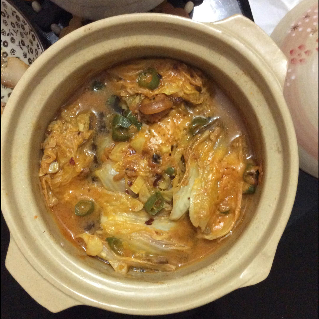 【辣白菜五花肉千层锅】