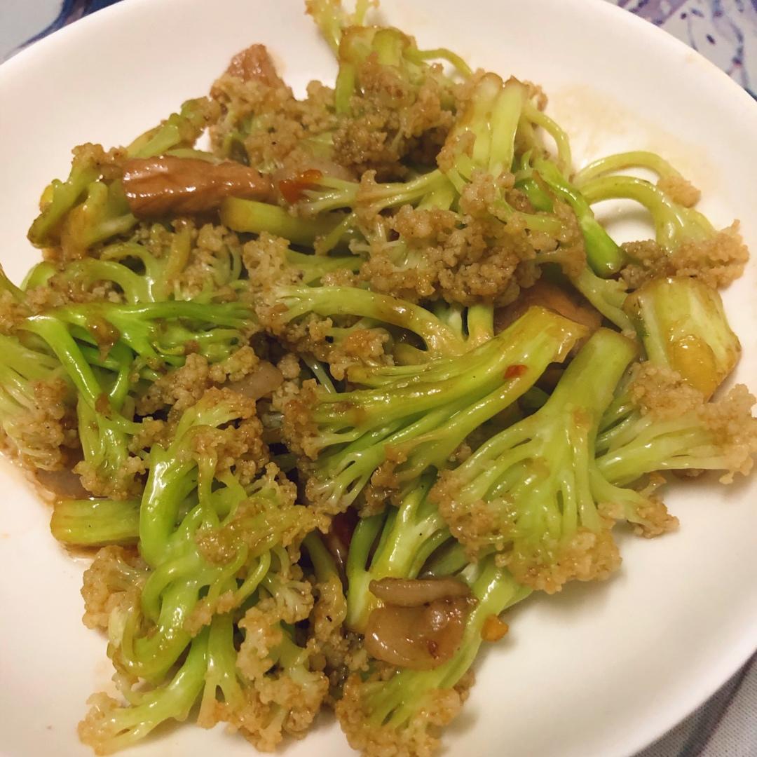 干煸菜花（花菜炒肉）