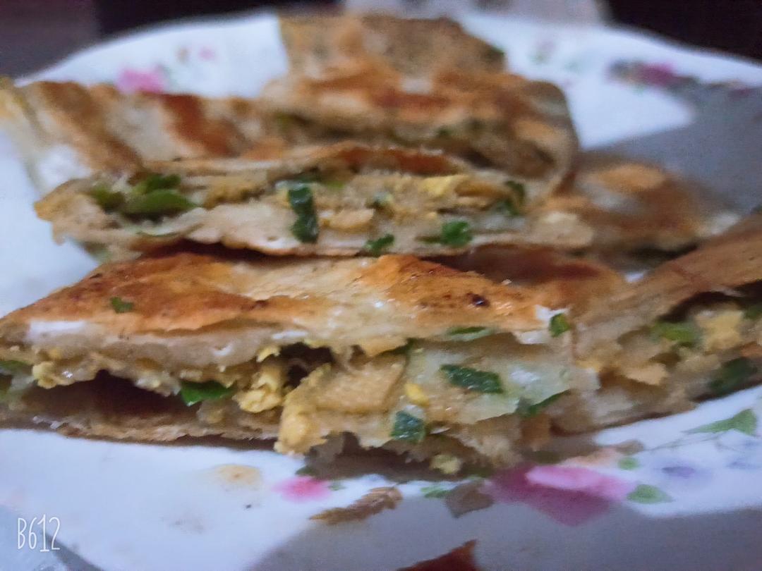 韭菜鸡蛋馅饼的做法