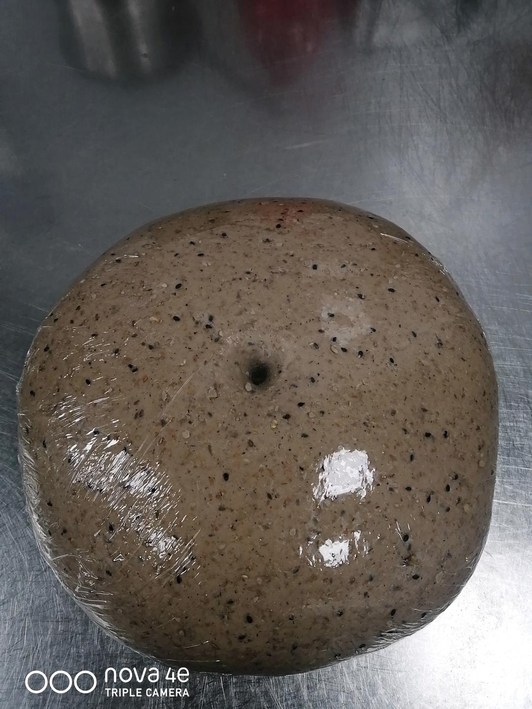 全麦软欧包（有啥放啥，健康美味，流程简易）