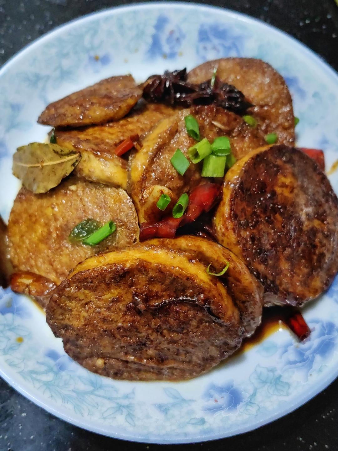 家常素鸡-五香素鸡怎么做才能和饭店的一样好吃，教你3个小妙招秒杀大厨