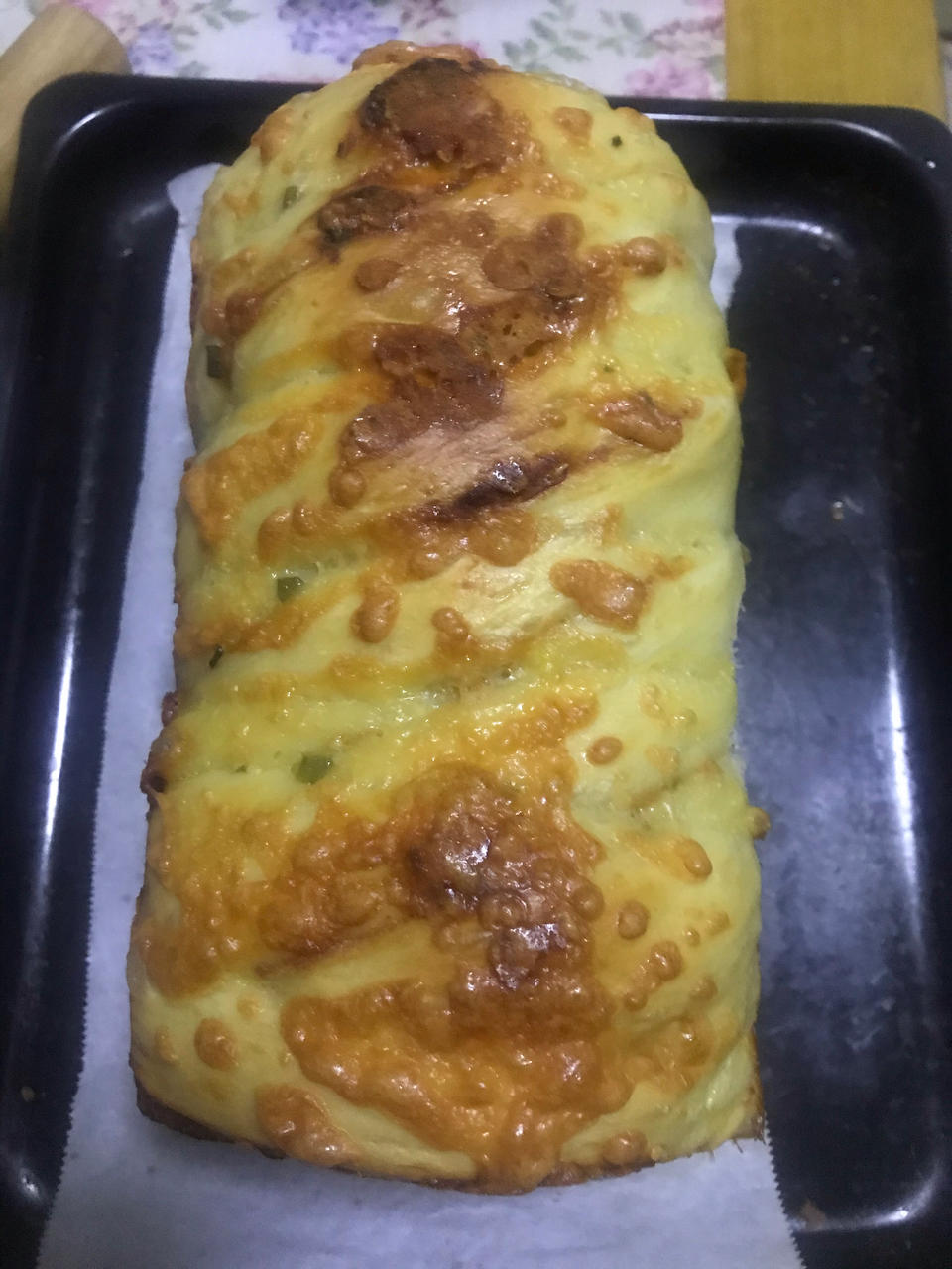 香葱肉松手撕吐司