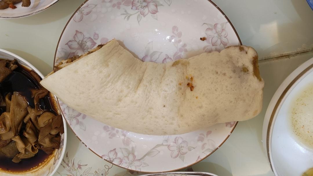 超好吃的发面大肉龙