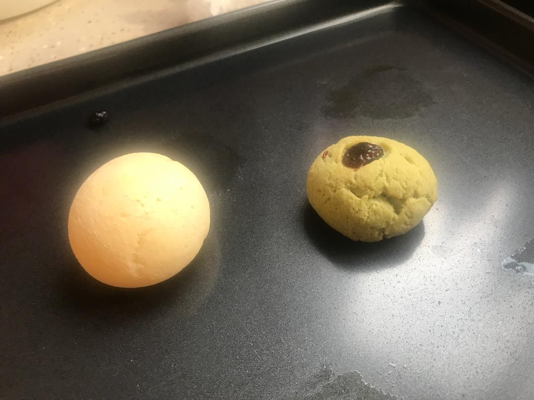 抹茶蔓越莓麻薯包（不回缩）