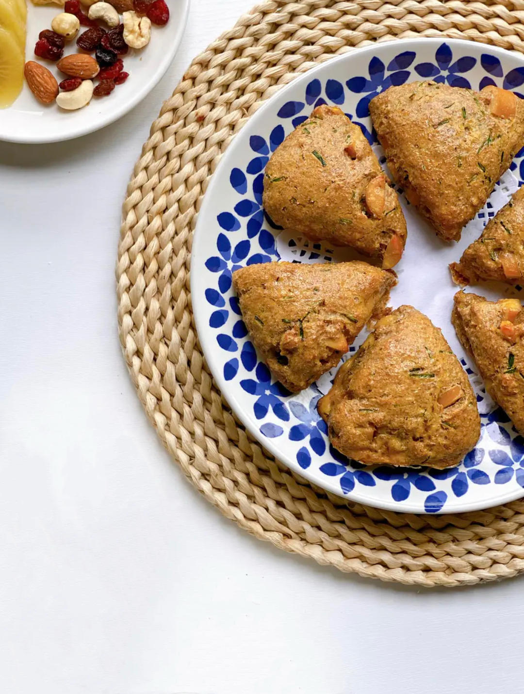 【健身减脂】无油无糖100%全麦keep玉米鸡胸肉肠香葱司康低卡减肥的做法