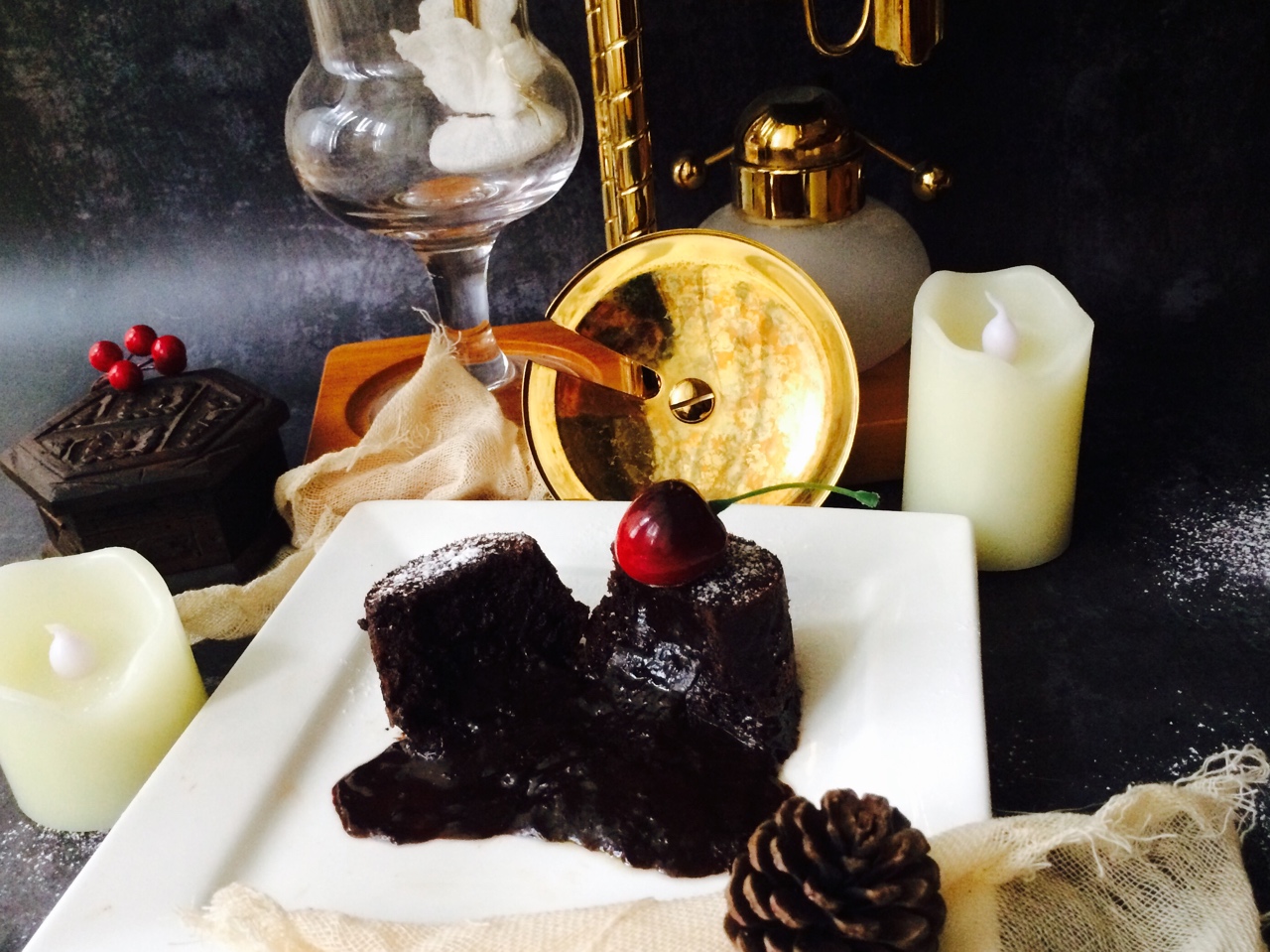 超爆浆熔岩巧克力蛋糕（可能是你吃过的最好吃的熔岩巧克力蛋糕）
