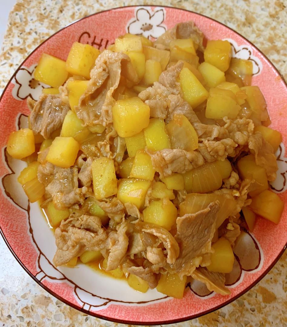 好吃到舔碗底的土豆肥牛拌饭