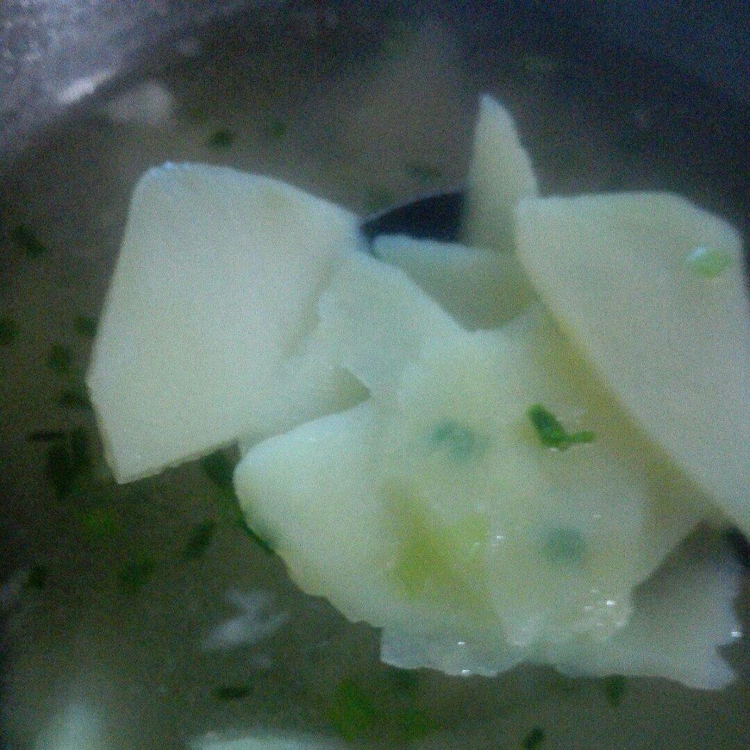 葱香土豆汤