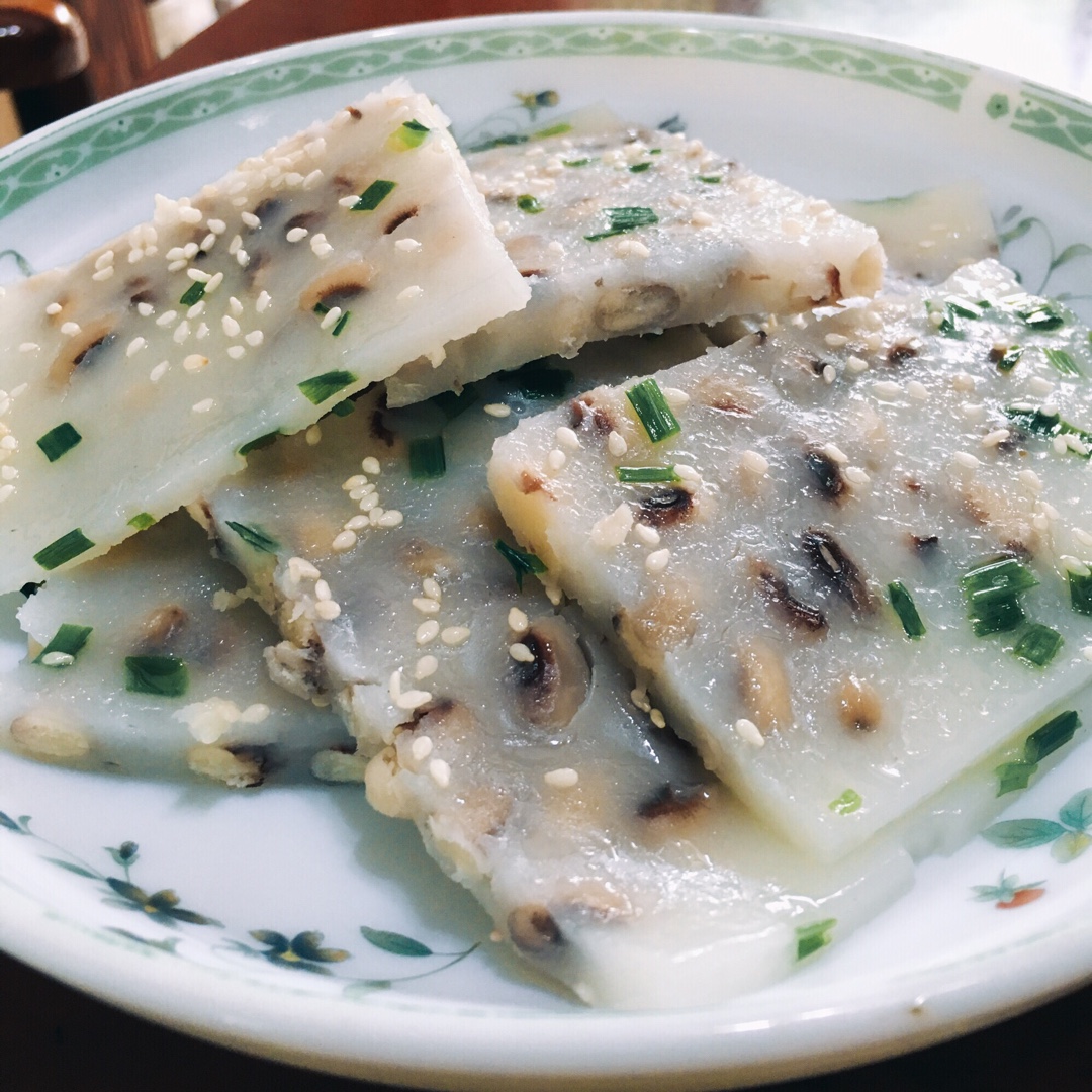 倔犟害死牛做的芝香眉豆糕