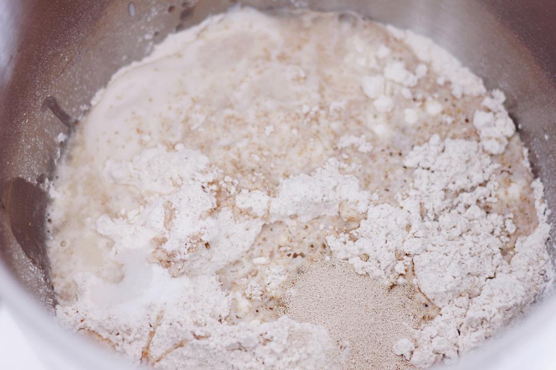 纯奶手撕吐司的做法 步骤1